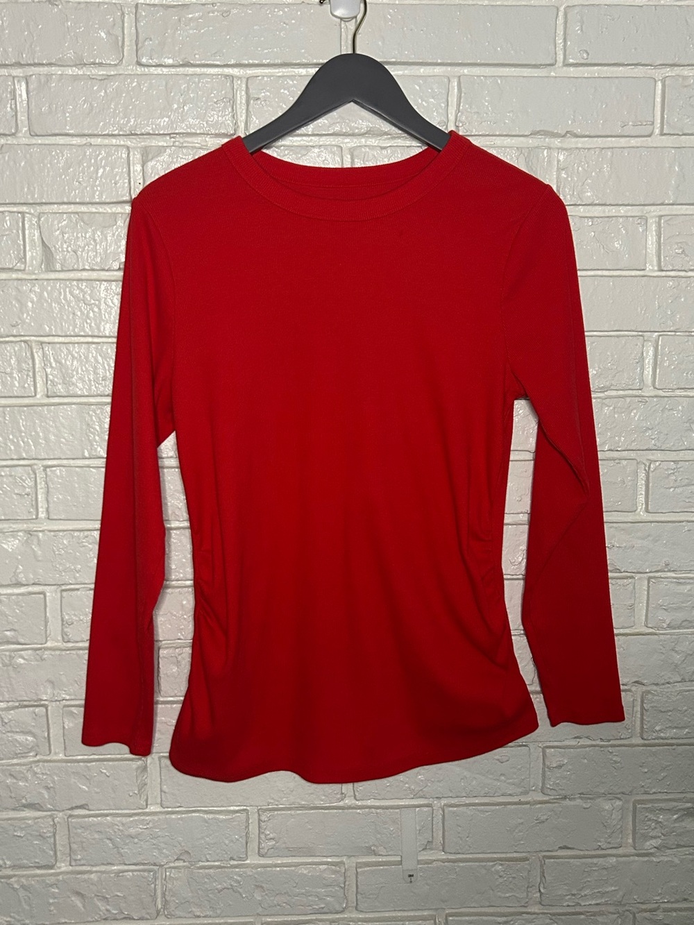 Old Navy Women’s Bright Red Long-Sleeve Crewneck Maternity Top XL